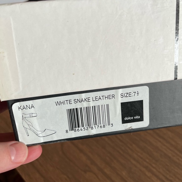 Never been worn. High heel w/strap - Picture 3 of 5